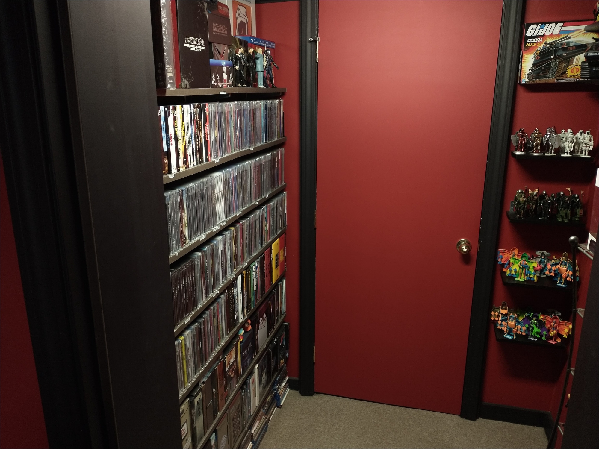 Cinema Zyberdiso - Entry Vestibule Cinema Zyberdiso - Entry Vestibule