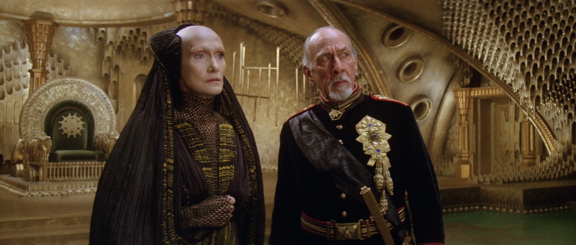Dune (1984) - Siân Phillips and José Ferrer as Reverend Mother Mohiam and Emperor Shaddam IV Dune (1984) - Siân Phillips and José Ferrer as Reverend Mother Mohiam and Emperor Shaddam IV