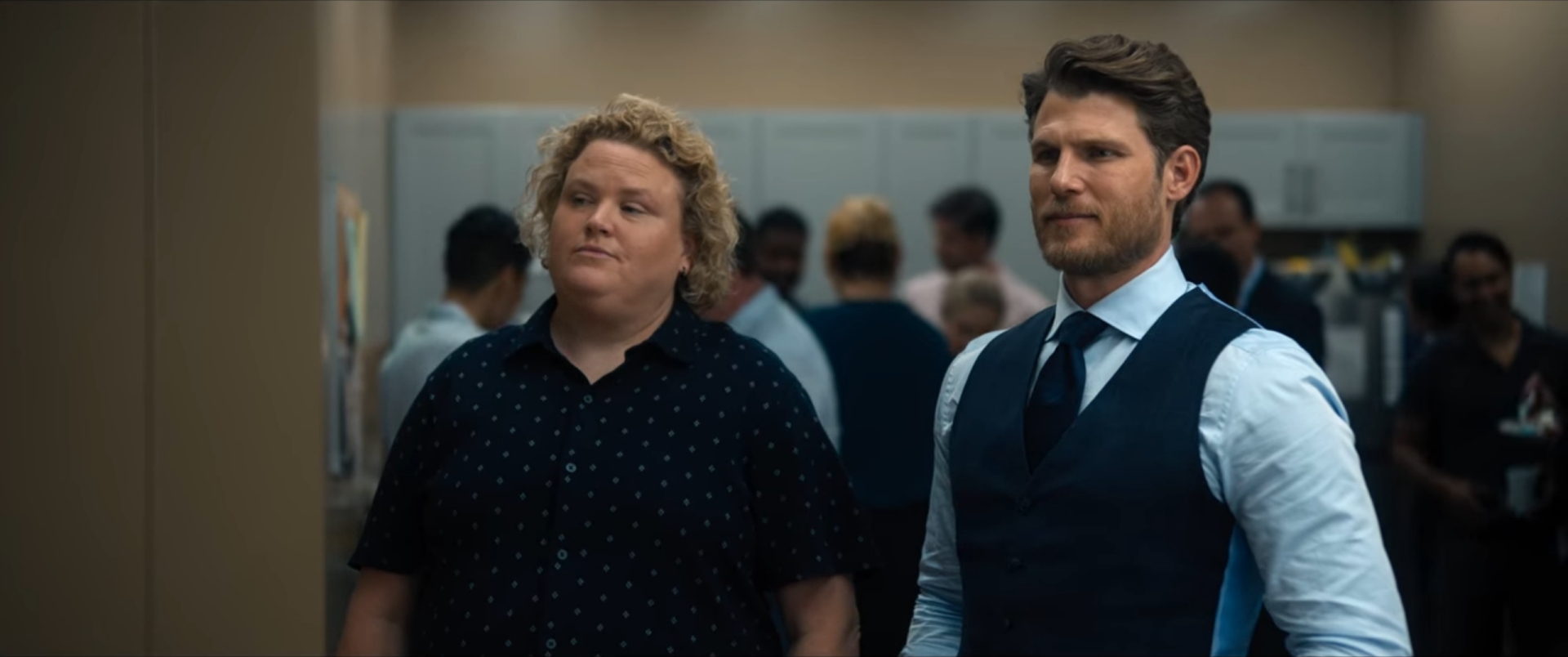 FUBAR (2023) - Fortune Feimster as Roo and Travis Van Winkle as Aldon