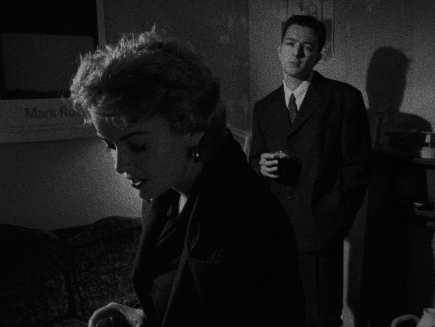 Following (1999) - Lucy Russell & Jeremy Theobald