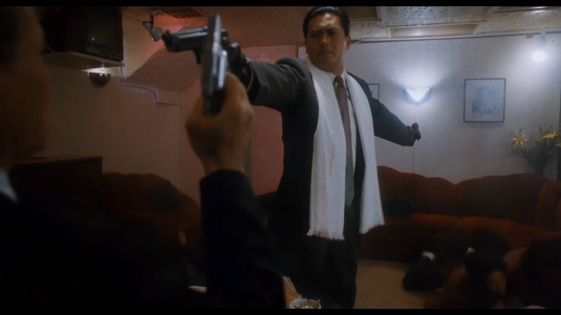 The Killer (1989) Comparison 1 - Hong Kong Rescue Blu-ray, Theatrical Cut