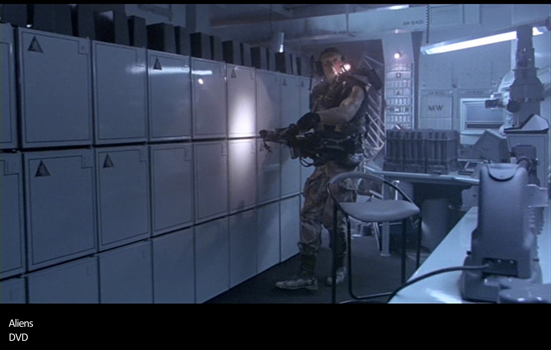 Aliens (1986) Comparison 3 - DVD