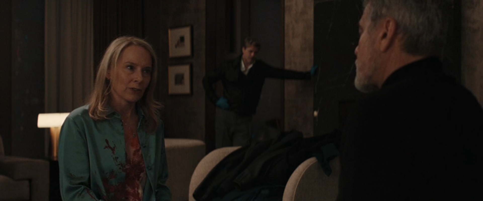 Wolfs (2024) - Amy Ryan, Brad Pitt & George Clooney Wolfs (2024) - Amy Ryan, Brad Pitt & George Clooney