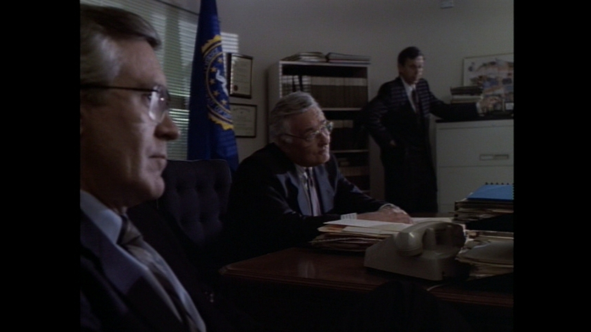 The X Files (1993) Pilot Comparison 1 4:3