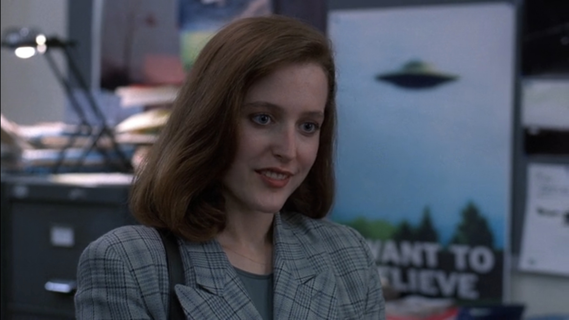 The X Files (1993) Pilot - Gillian Anderson The X Files (1993) Pilot - Gillian Anderson