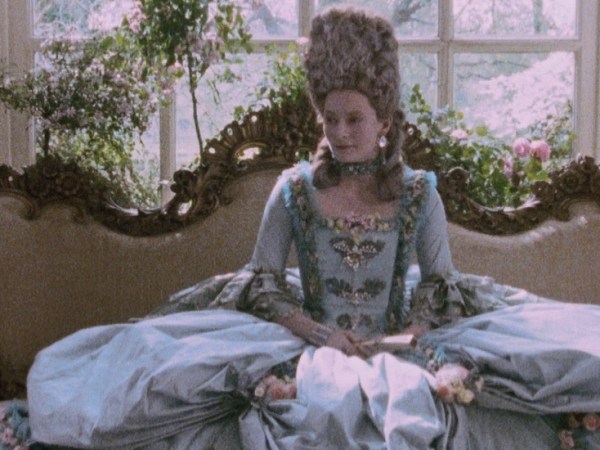 There Can Be No Doubt About His Sex | Orlando (1992) 4K Ultra HD&nbsp;Blu-ray