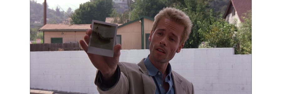 Memento (2000)